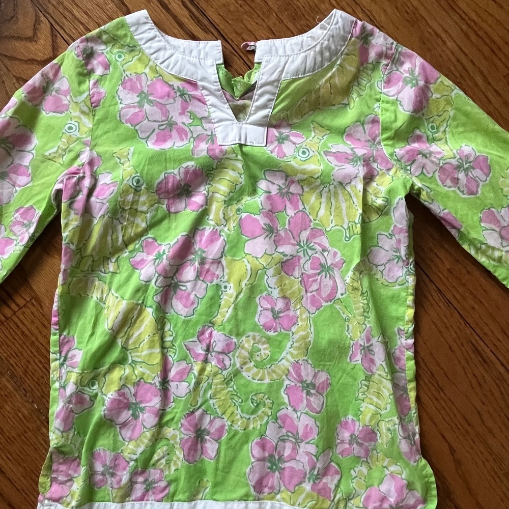 Lilly Pulitzer Originals Girls Nina Tunic seahorse floral green pink Top